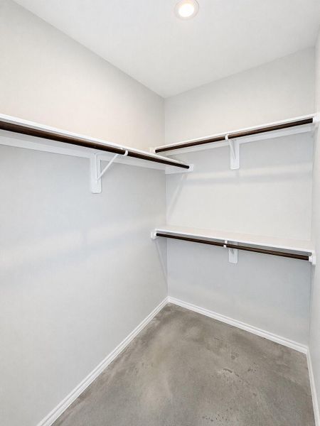 Spacious, unfurnished interior of a new home in , Trinity (Image 24).