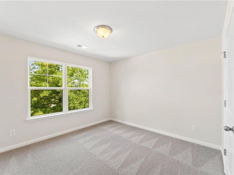 Spacious, unfurnished interior of a new home in Riverwood, Dallas (Image 19).