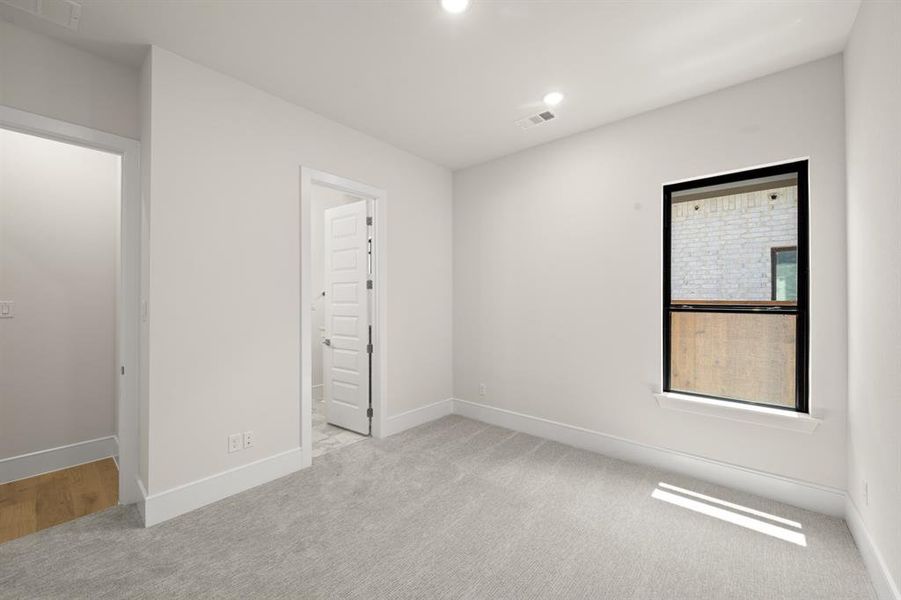 317 Fireblade- Bedroom-1