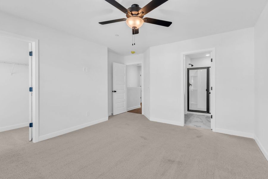 Spacious, unfurnished interior of a new home in Oxford Station, Gallatin (Image 23). Spacious, unfurnished interior of a new home in Oxford Station, Gallatin (Image 23).