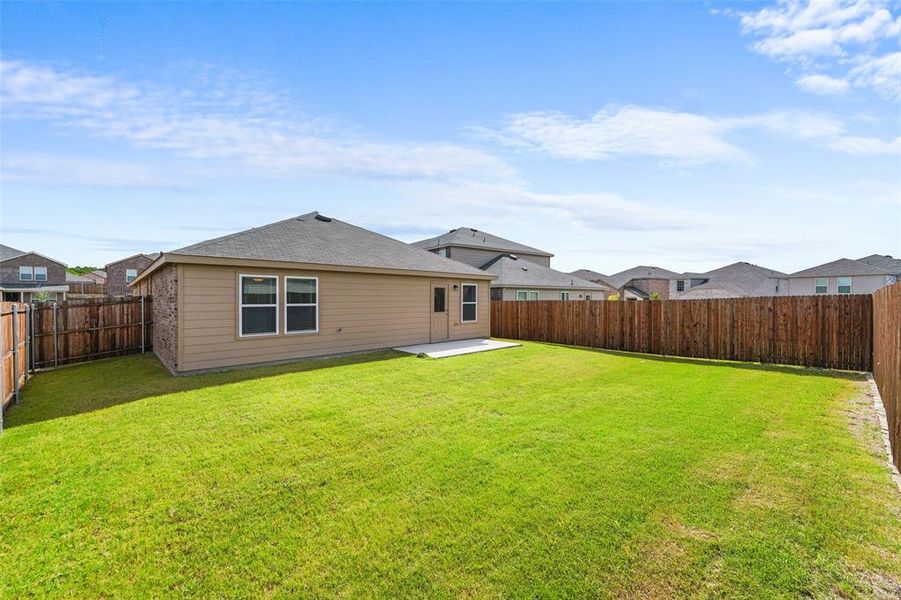 Exterior details and patio area of a home in Arbordale, Forney (Image 3).