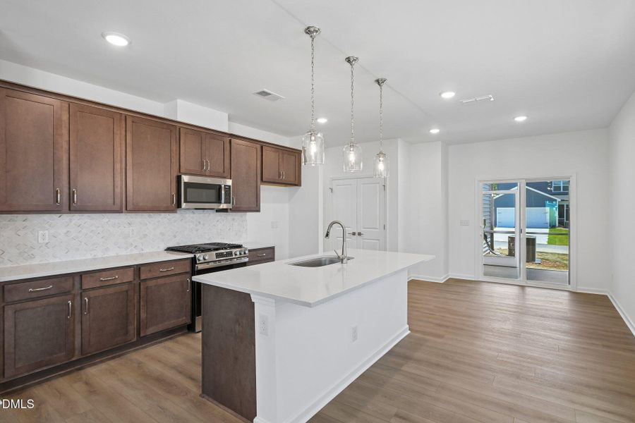 14-web-or-mls-Quarry Rd-S0606-014