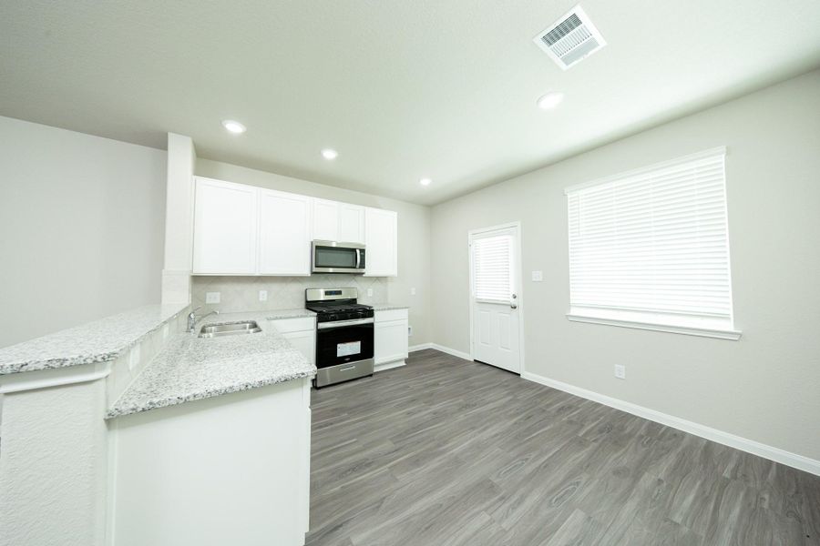 Image 20 of a home in Ridgeland Hills.