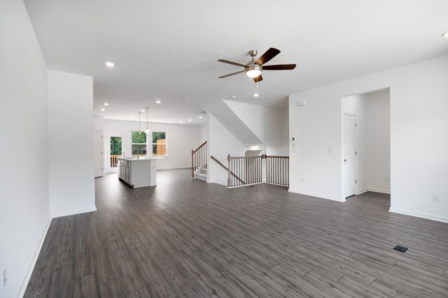 Image 35 of a home in Hampton Trace.