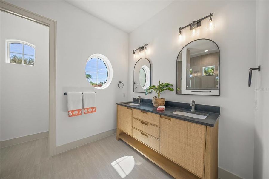 Furnished interior view inside a new home in , Venice (Image 8).