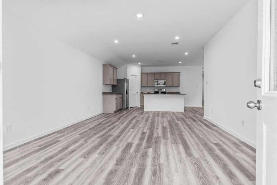 *Images and 3D tour are for illustration only and options may vary from home as built.