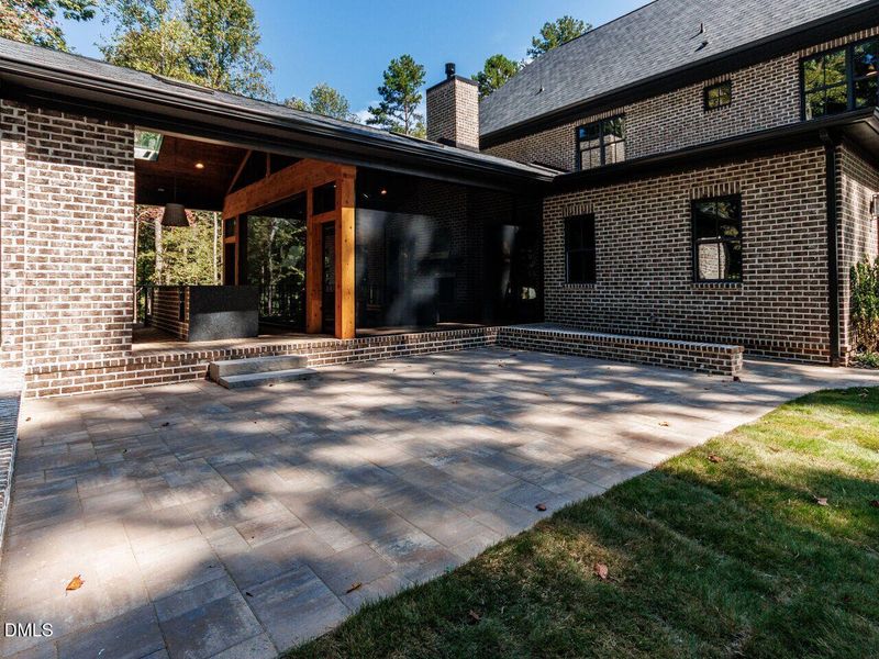 054-1280x960-patio 054-1280x960-patio