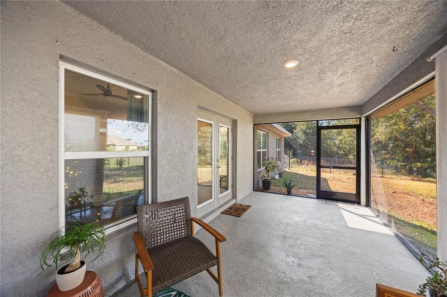 Exterior details and patio area of a home in , Punta Gorda (Image 2). Exterior details and patio area of a home in , Punta Gorda (Image 2).
