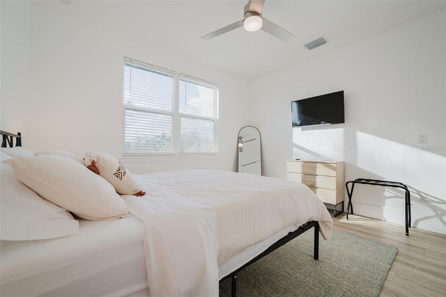 Furnished interior view inside a new home in , Sarasota (Image 12).