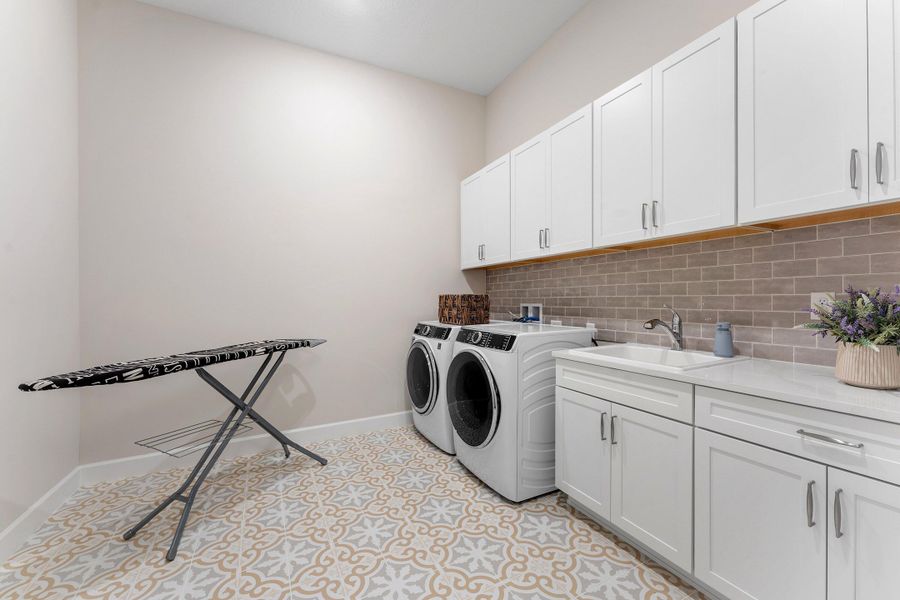 Extra large Laundry Extra large Laundry