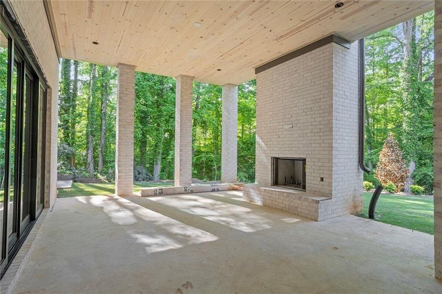 Exterior details and patio area of a home in , Atlanta (Image 3).