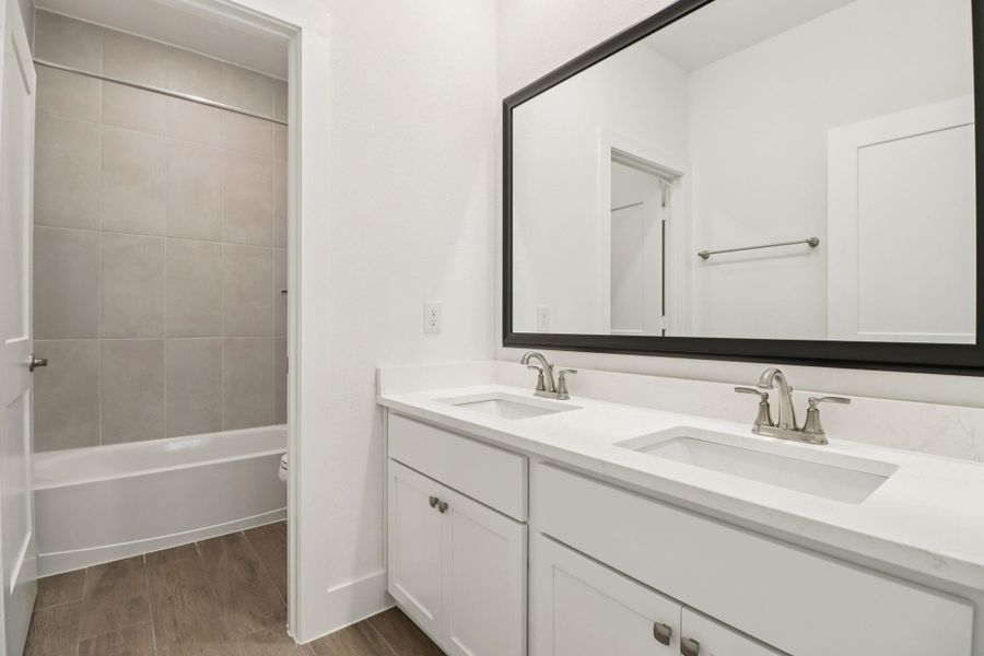 Furnished interior view inside a new home in Kresston, Montgomery (Image 9).