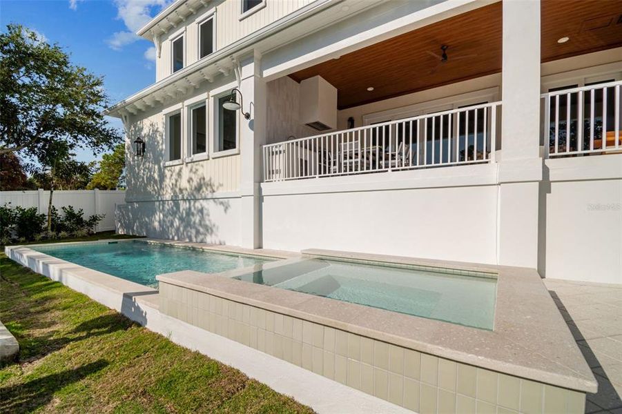 Exterior details and patio area of a home in , Tampa (Image 49).