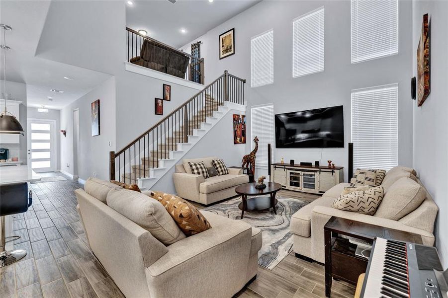 Furnished interior view inside a new home in , Sachse (Image 27). Furnished interior view inside a new home in , Sachse (Image 27).