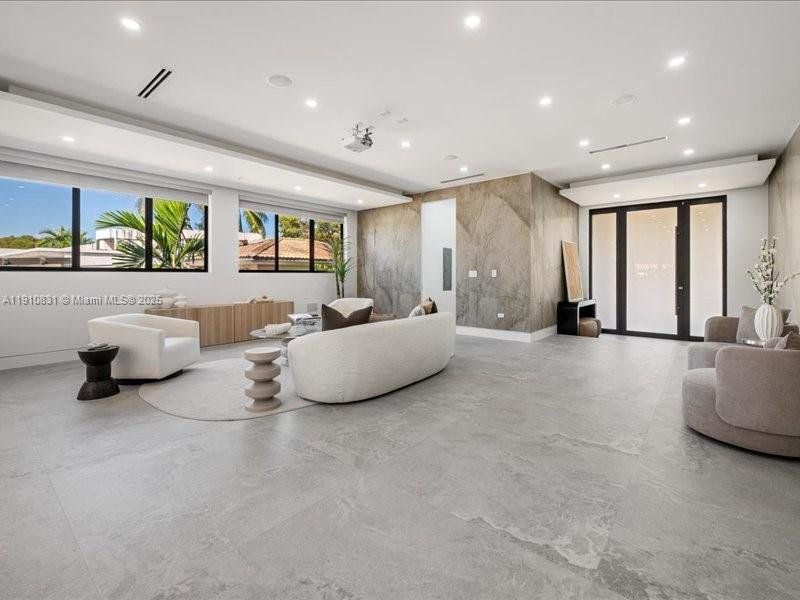 Furnished interior view inside a new home in , Miami Beach (Image 37).