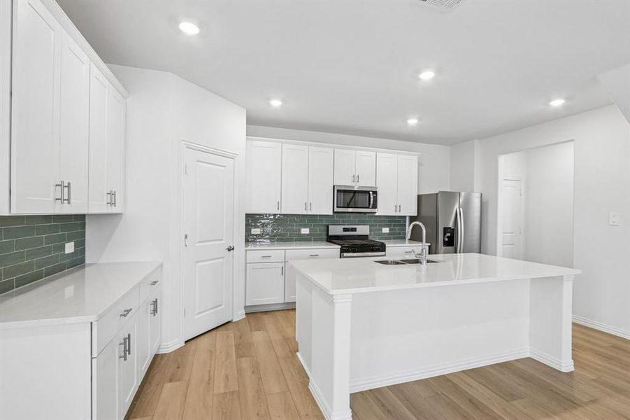Furnished interior view inside a new home in Oak Ridge Park, Corinth (Image 15).