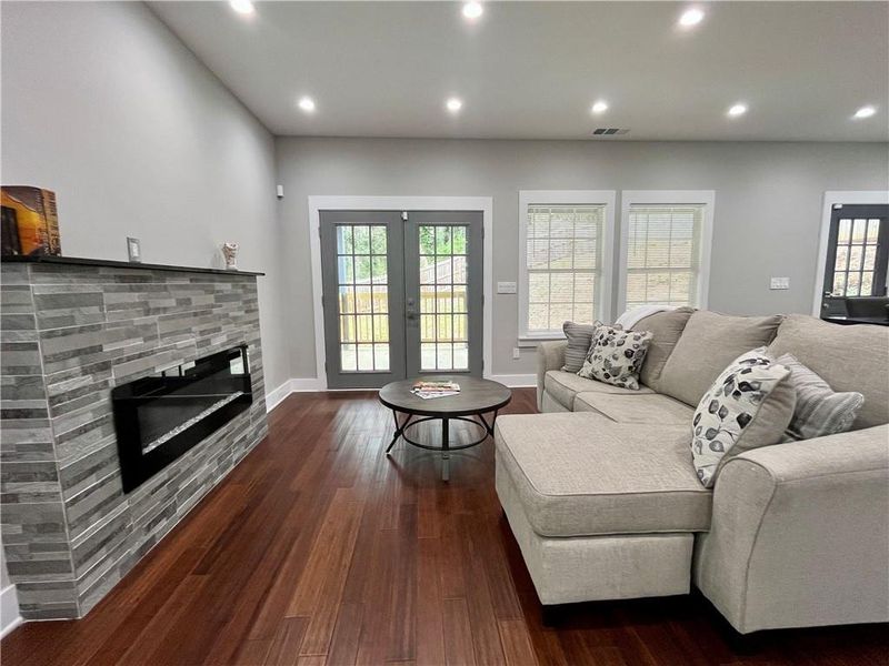 Furnished interior view inside a new home in , Atlanta (Image 10).