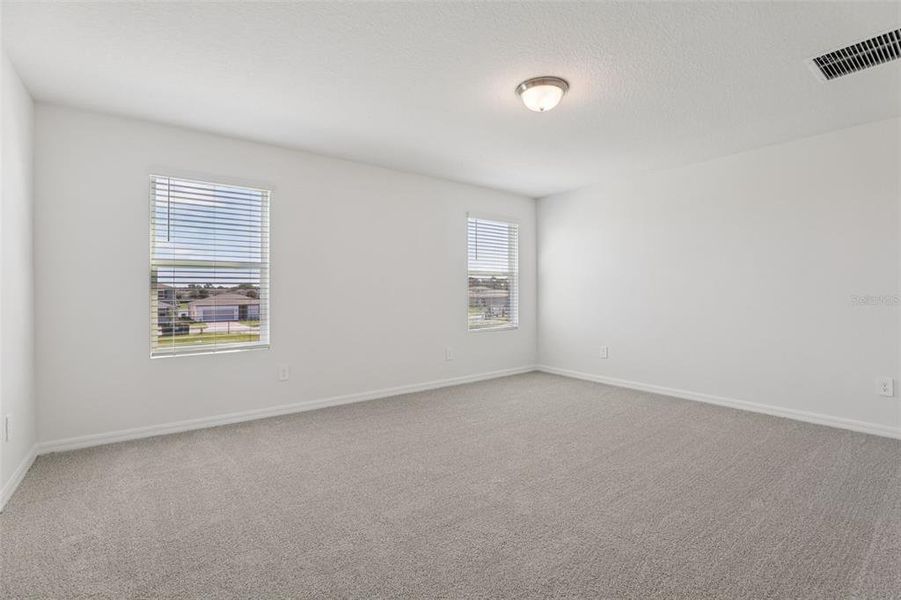 Spacious, unfurnished interior of a new home in The Reserve at Twin Lakes, St. Cloud (Image 49). Spacious, unfurnished interior of a new home in The Reserve at Twin Lakes, St. Cloud (Image 49).