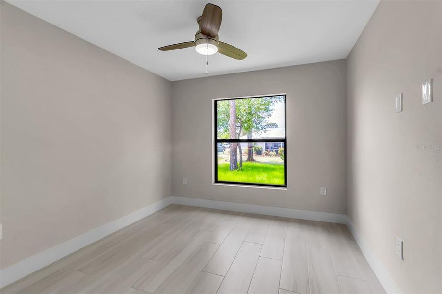 Spacious, unfurnished interior of a new home in , Punta Gorda (Image 24).