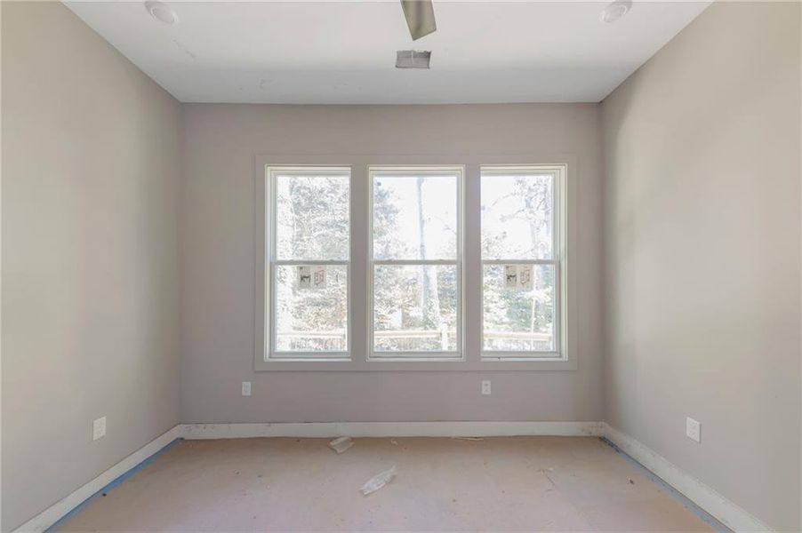 Image 33 of a home in .