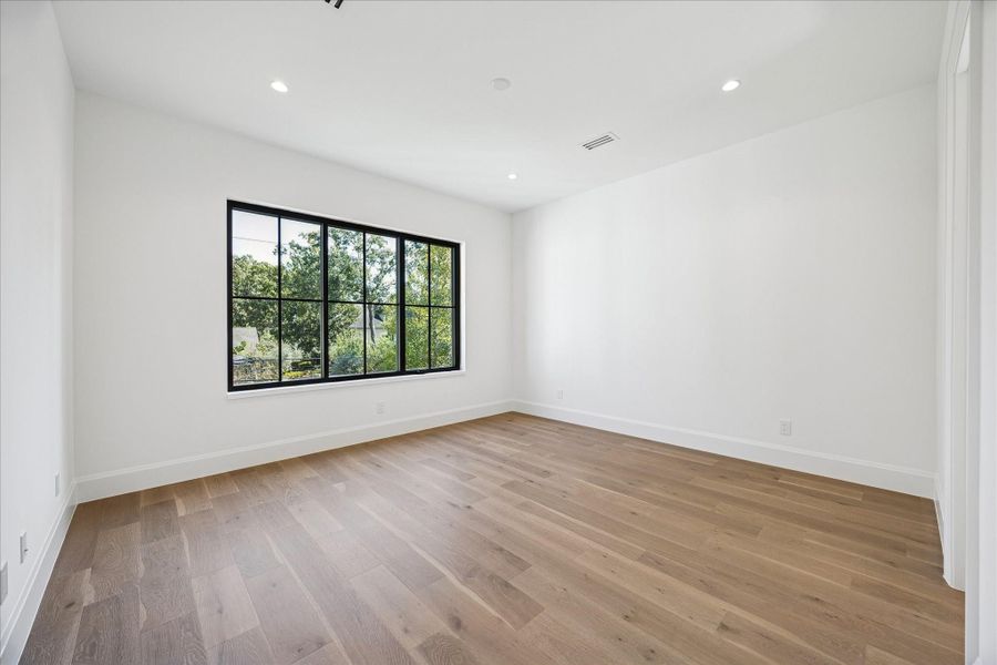 Spacious, unfurnished interior of a new home in , Houston (Image 20). Spacious, unfurnished interior of a new home in , Houston (Image 20).