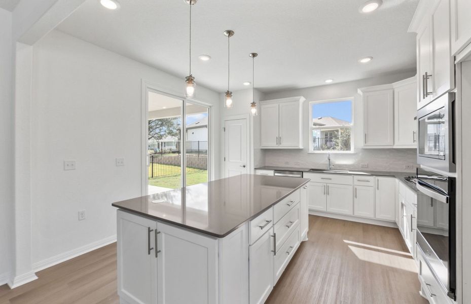 Furnished interior view inside a new home in Sun City Texas, Georgetown (Image 10). Furnished interior view inside a new home in Sun City Texas, Georgetown (Image 10).