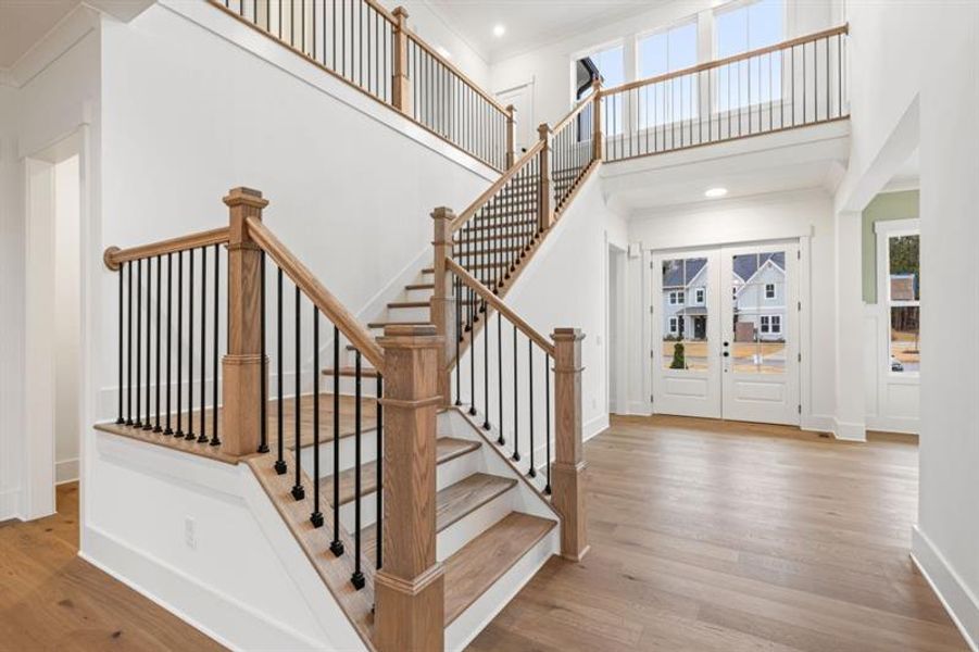 Spacious, unfurnished interior of a new home in White Post on Lake Lanier, Gainesville (Image 15).