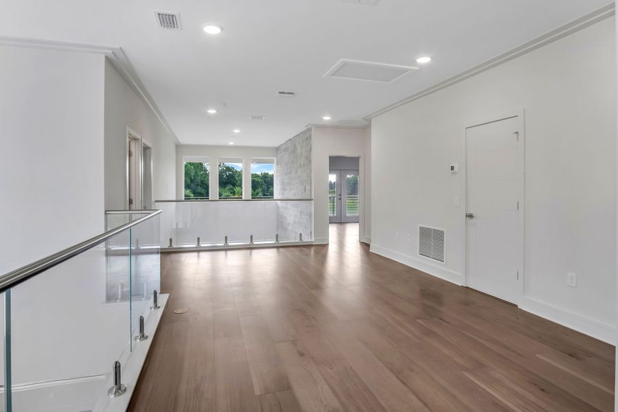 Representative unfurnished interior of a home built from the Aspen Estate by ABD Development in Hampton Green at Providence, Davenport (Image 64). Representative unfurnished interior of a home built from the Aspen Estate by ABD Development in Hampton Green at Providence, Davenport (Image 64).