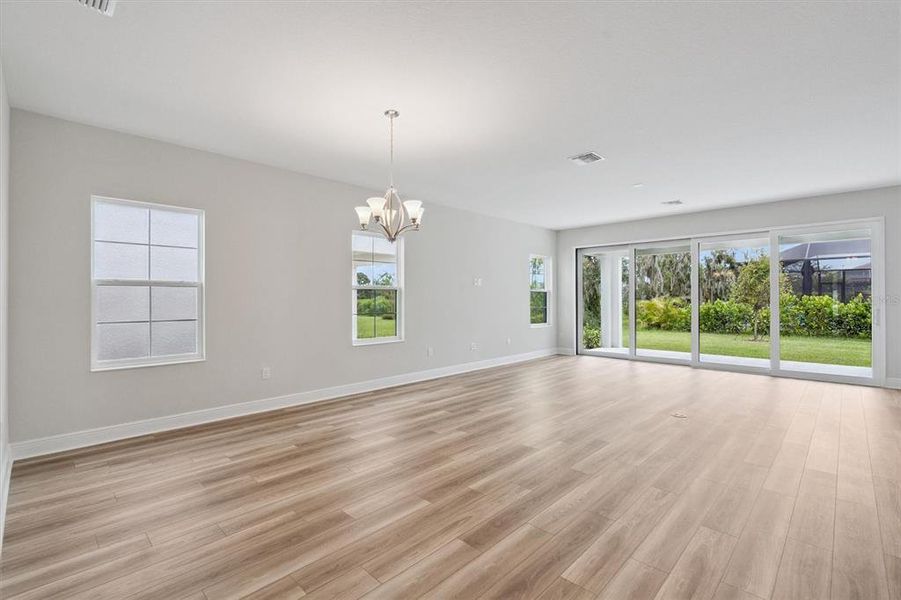 Spacious, unfurnished interior of a new home in Crosswind Ranch, Parrish (Image 14).
