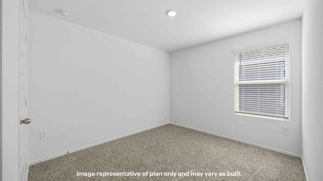 Spacious, unfurnished interior of a new home in Terra Vista, Lubbock (Image 16).