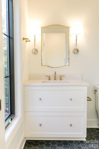 Image 38 of a home in .