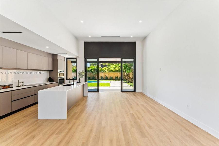 Image 52 of a home in .