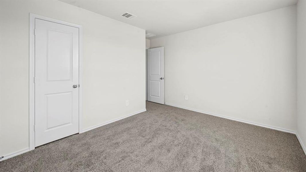 Spacious, unfurnished interior of a new home in Crane Crossing, Crandall (Image 24).
