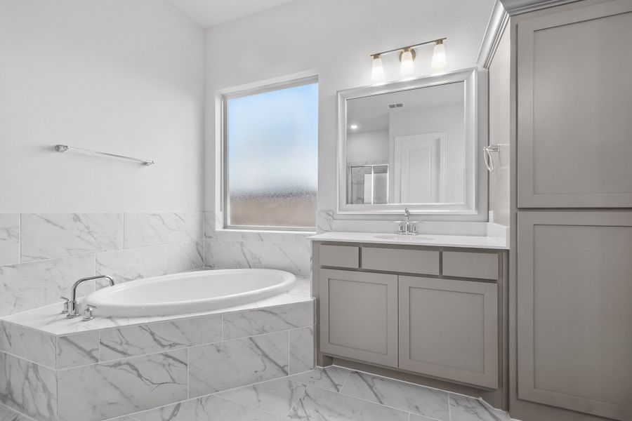 Representative furnished interior of a home built from the Classic Series - Princeton by DRB Homes in Oaks at San Gabriel, Georgetown (Image 16). Representative furnished interior of a home built from the Classic Series - Princeton by DRB Homes in Oaks at San Gabriel, Georgetown (Image 16).