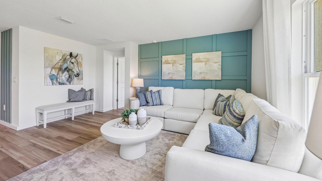 Furnished interior view inside a new home in Citrus County Spot Lots, Dunnellon (Image 5).