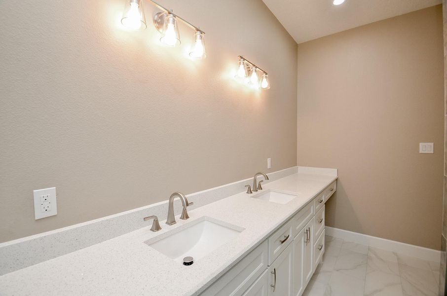 Close-up of interior finishes inside a home in , Plantersville (Image 17).