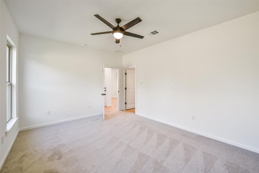Spacious, unfurnished interior of a new home in Mostyn Springs, Magnolia (Image 28). Spacious, unfurnished interior of a new home in Mostyn Springs, Magnolia (Image 28).