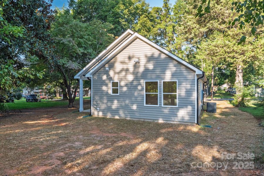 Front exterior of a new home in , Statesville, NC, highlighting curb appeal (Image 29). Front exterior of a new home in , Statesville, NC, highlighting curb appeal (Image 29).