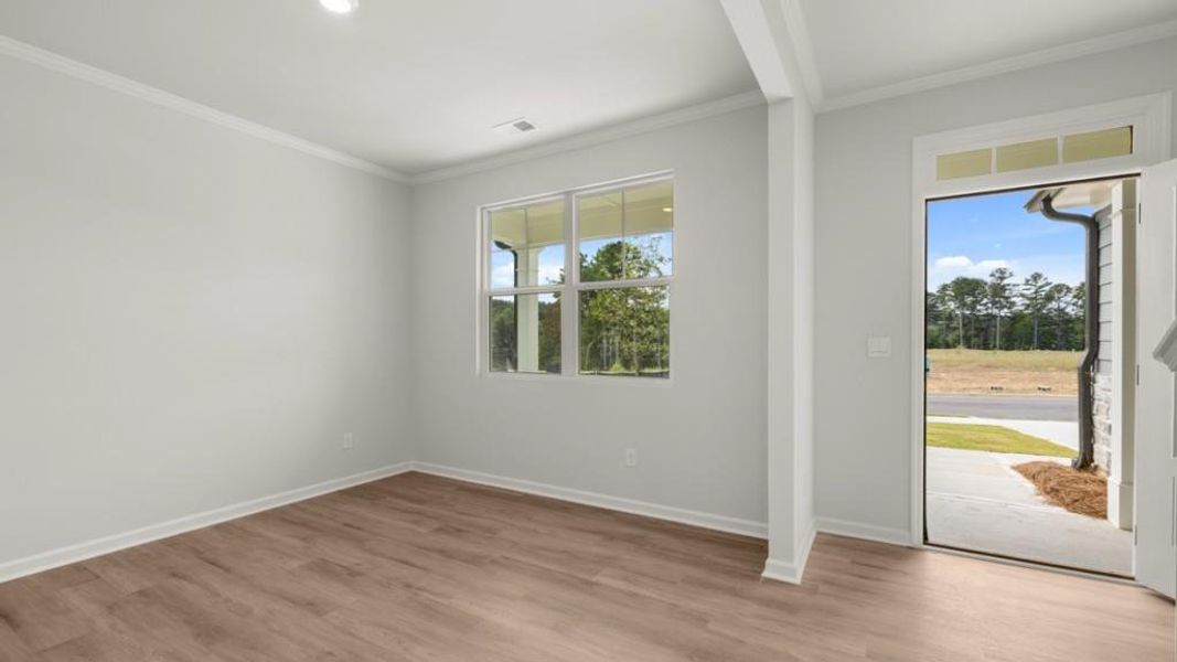 Spacious, unfurnished interior of a new home in South Wind, Union City (Image 10).
