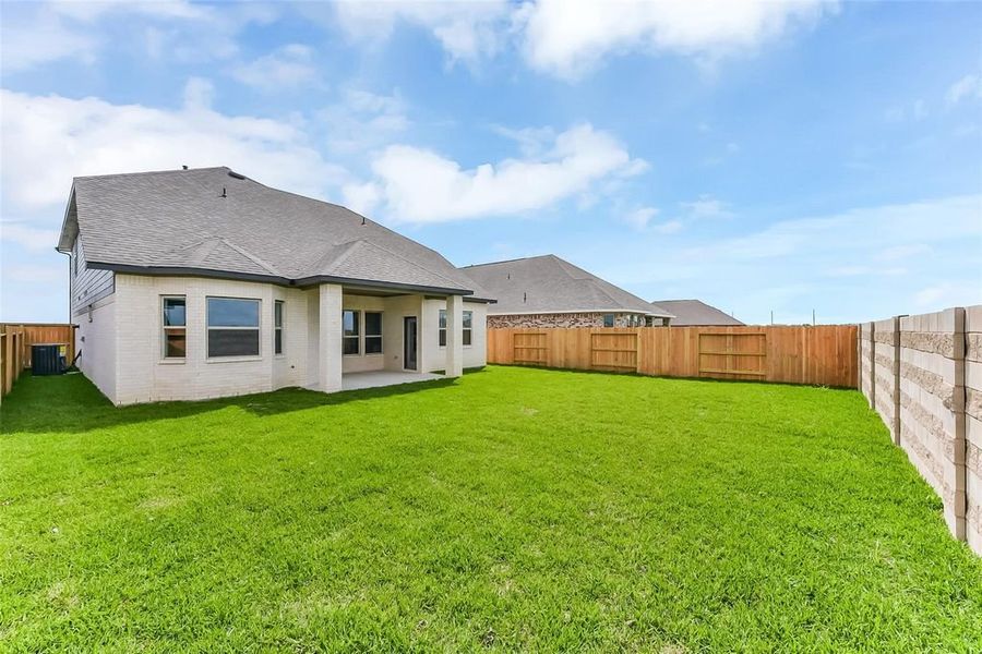 Exterior details and patio area of a home in River Ranch Meadows, Dayton (Image 2).