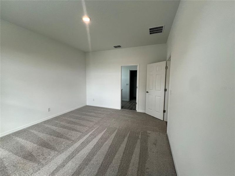 Spacious, unfurnished interior of a new home in Trinity Gardens, Deland (Image 22).