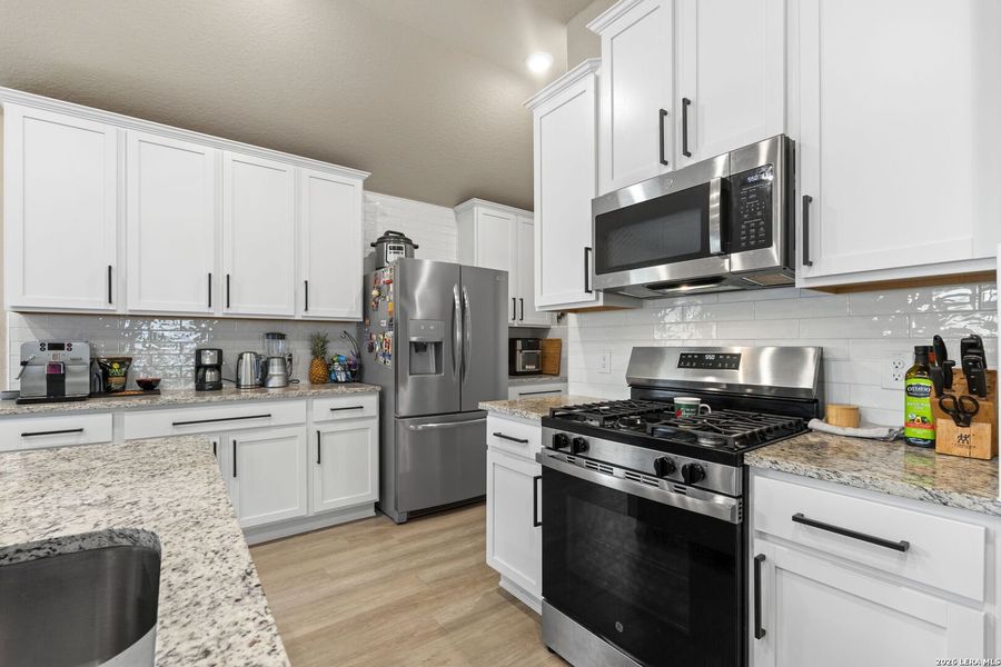 Furnished interior view inside a new home in Hunters Ranch, San Antonio (Image 12). Furnished interior view inside a new home in Hunters Ranch, San Antonio (Image 12).