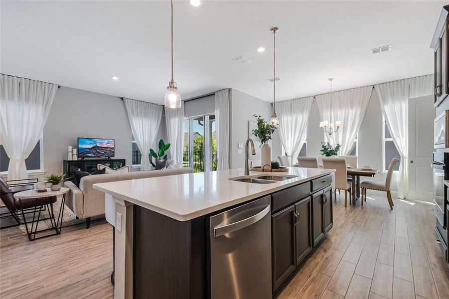 Furnished interior view inside a new home in , Orlando (Image 46).