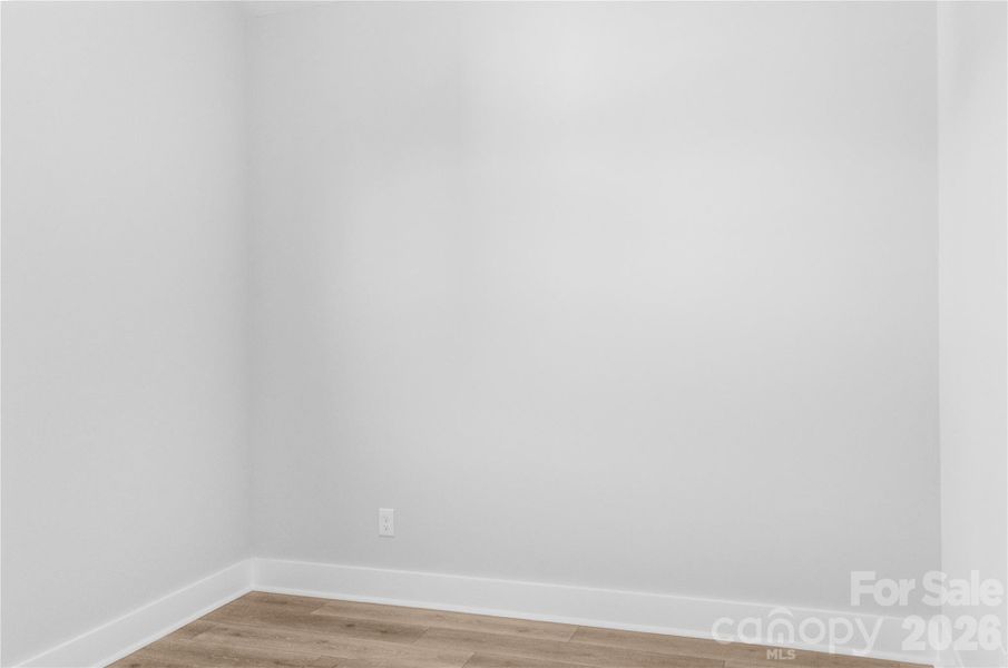 Spacious, unfurnished interior of a new home in , Weaverville (Image 38).