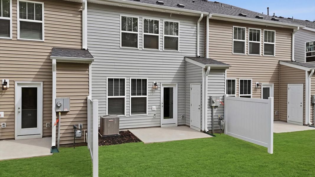 Exterior details and patio area of a home in El Dorado, Spartanburg (Image 3).