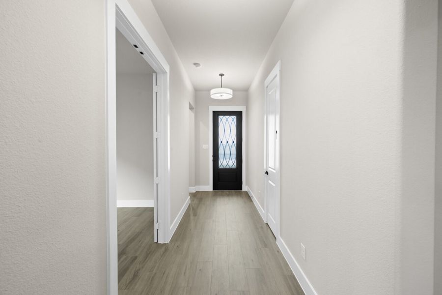 Spacious, unfurnished interior of a new home in Ladera at Timberbrook, Justin (Image 22). Spacious, unfurnished interior of a new home in Ladera at Timberbrook, Justin (Image 22).
