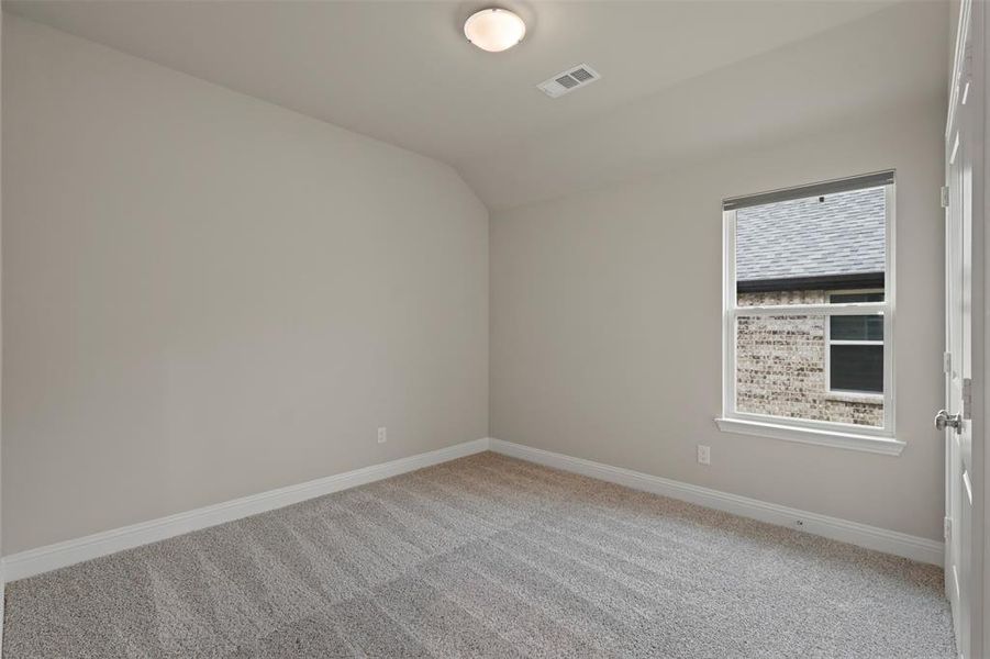 Spacious, unfurnished interior of a new home in , Anna (Image 26).