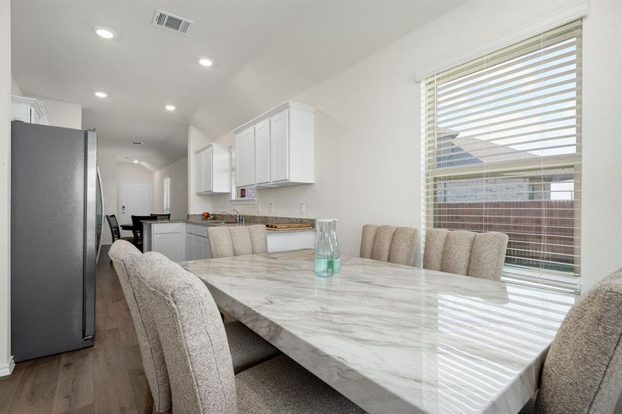 Furnished interior view inside a new home in Elevon, Lavon (Image 8).