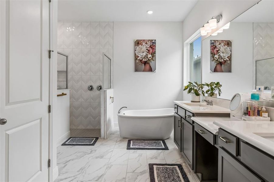 Furnished interior view inside a new home in , Orlando (Image 13).