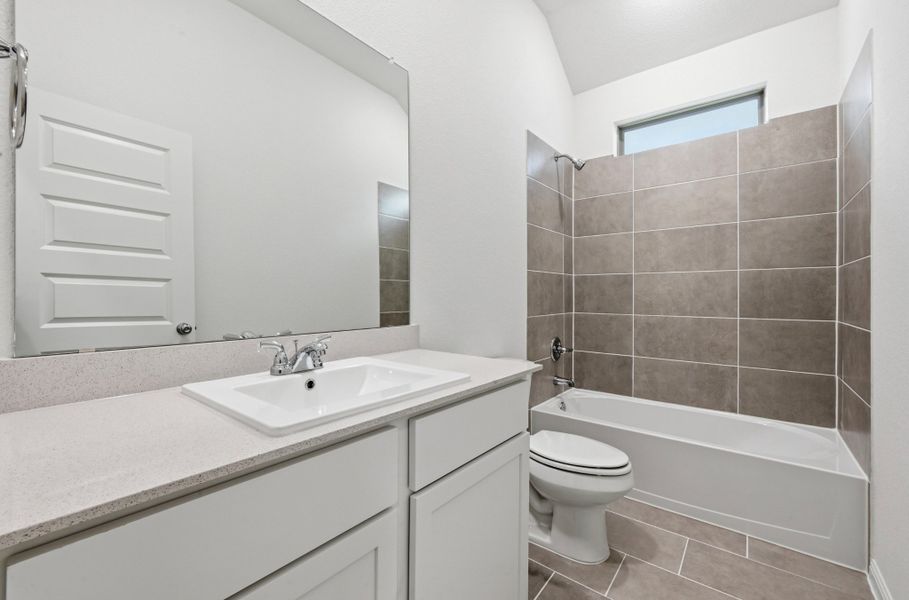 Furnished interior view inside a new home in Trinity Ranch, Elgin (Image 11).